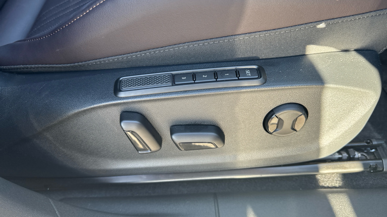 CUPRA Terramar 1.5 eHybrid 272 VZ2 5dr DSG Hatchback